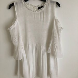 Cold shoulder top size xl